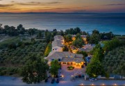 Hotel Lesse