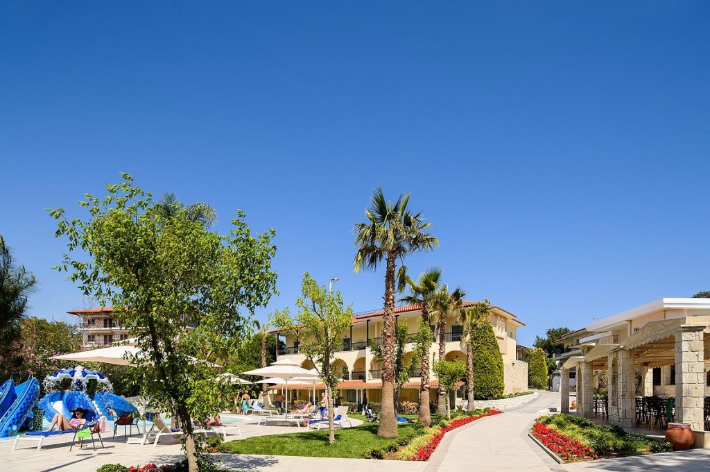 Portes Beach Hotel