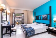 Simantro Resort