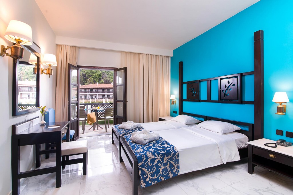 Simantro Resort