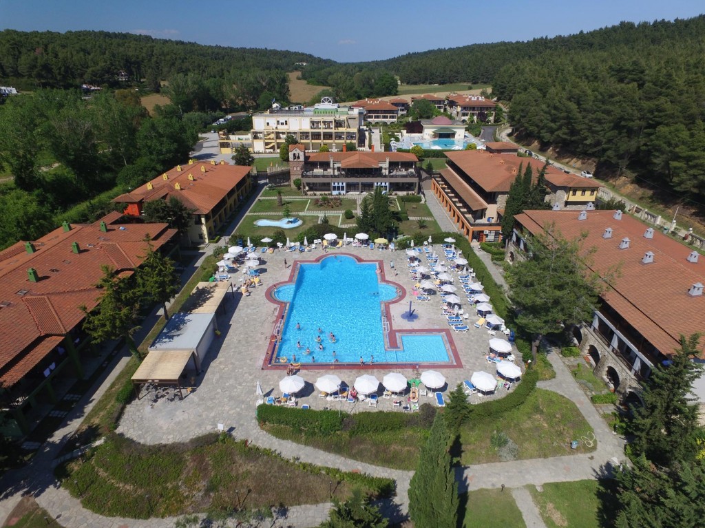 Simantro Resort