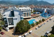 BLUE WAVE SUIT HOTEL