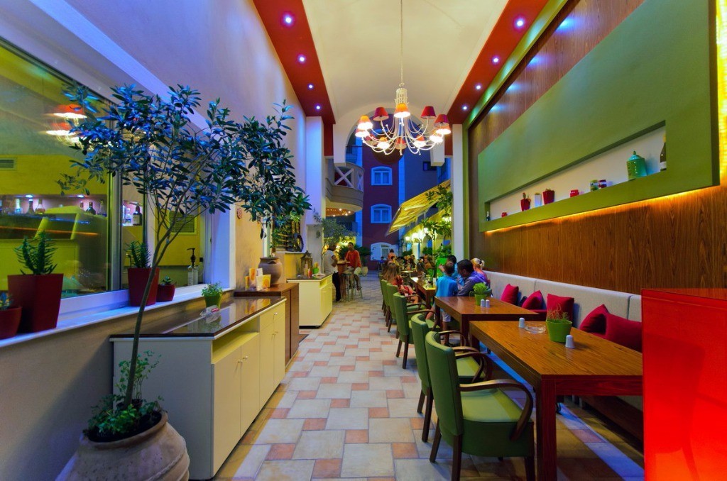 Evilion Stilvi Hotel