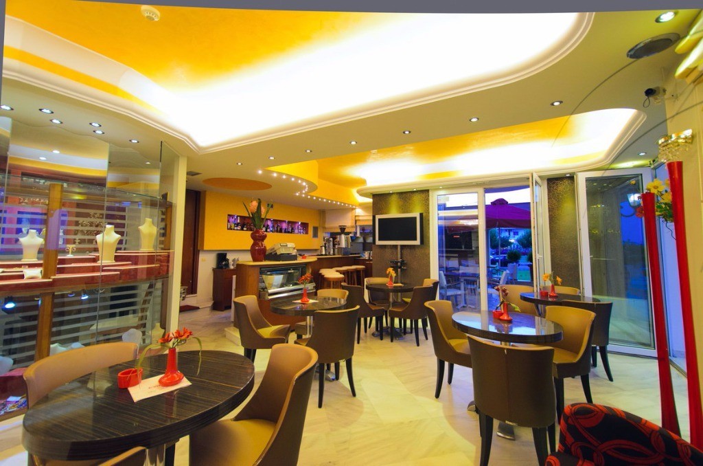 Evilion Stilvi Hotel