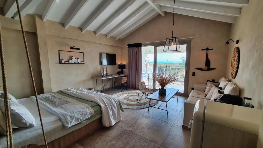 Evilion Stilvi Hotel