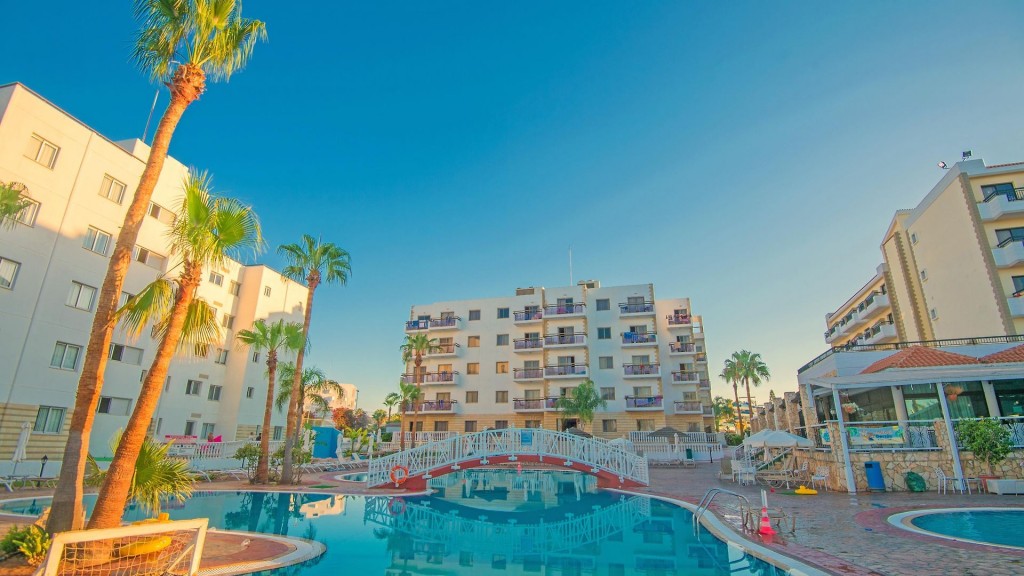 ANASTASIA BEACH APTS