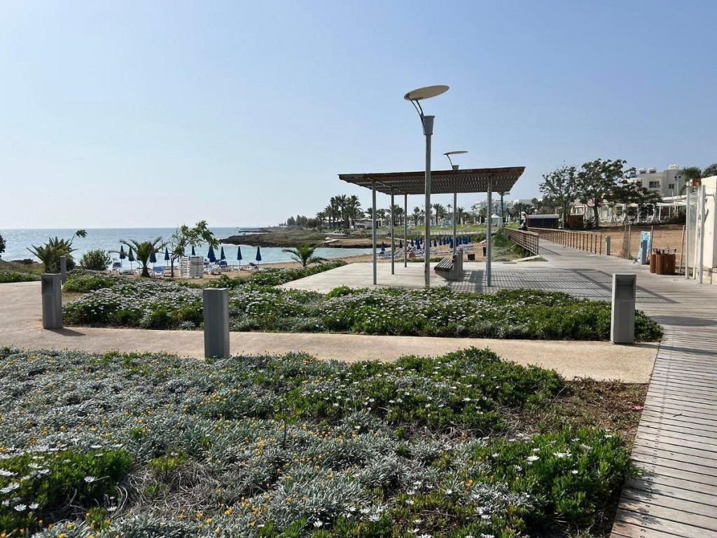 ANASTASIA BEACH APTS