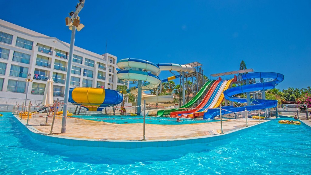 ANASTASIA BEACH APTS