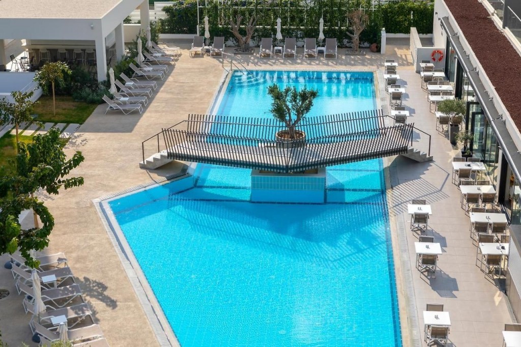 ANEMI HOTEL AND SUITES