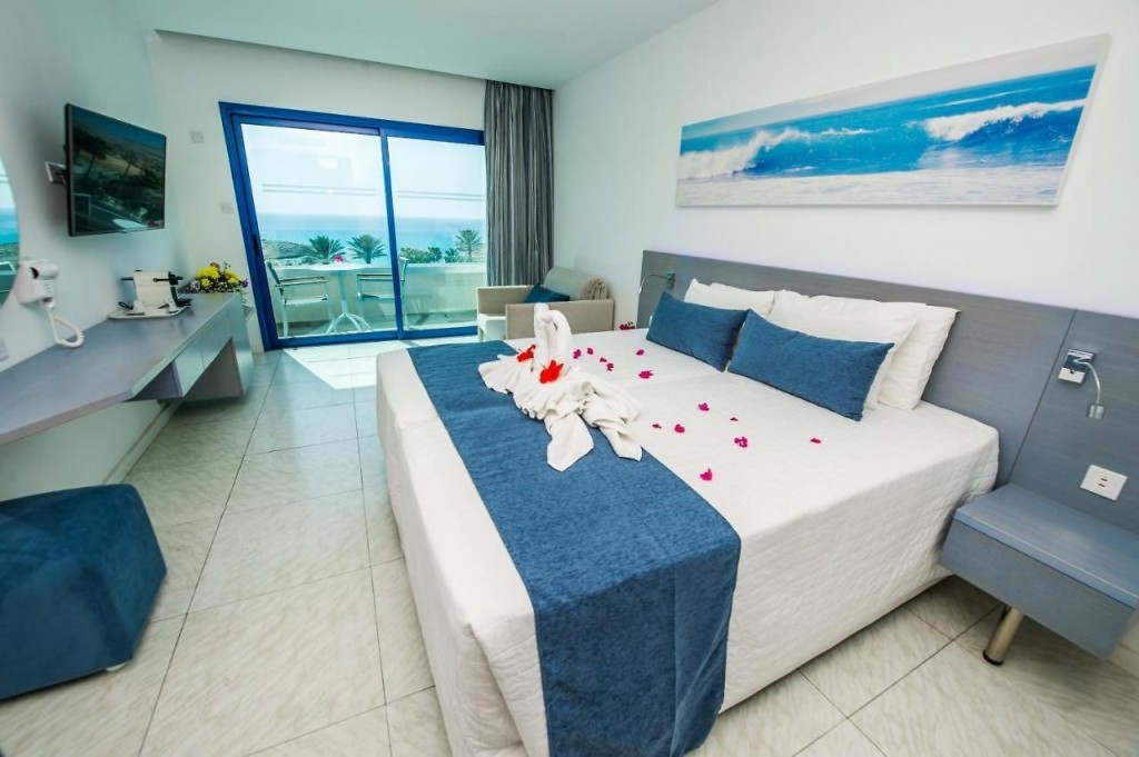 ANONYMOUS BEACH HOTEL