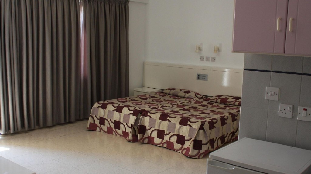 ASTREAS BEACH HOTEL APTS