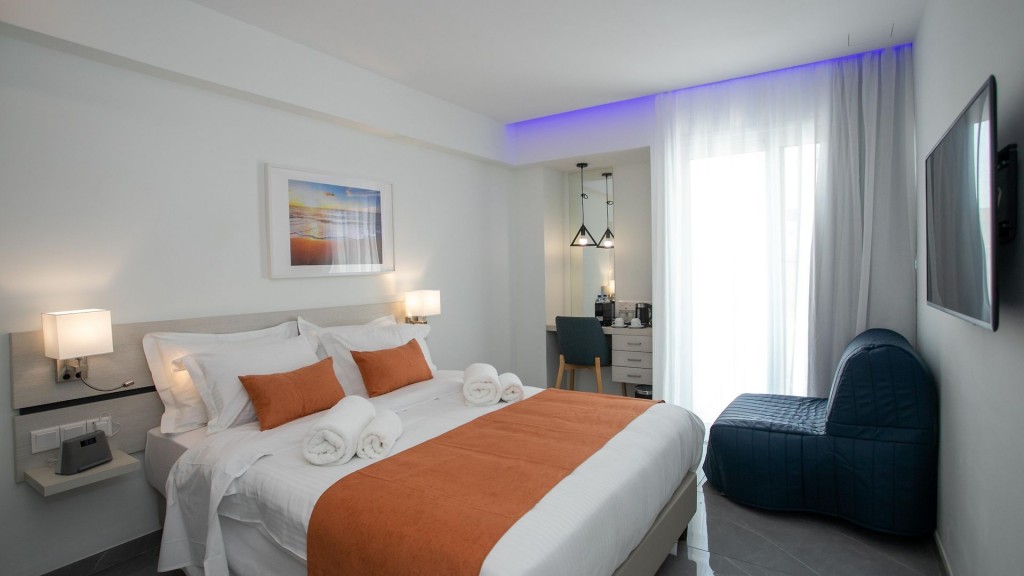 BEST WESTERN PLUS LARCO
