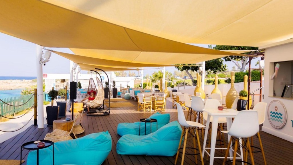 CAVO MARIS BEACH HOTEL