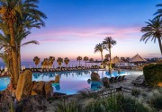 CORAL BEACH HOTEL