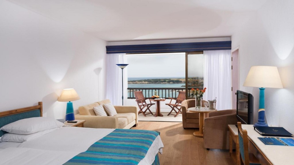 CORAL BEACH HOTEL