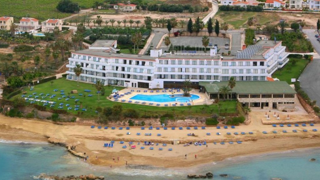 CORALLIA BEACH APTS