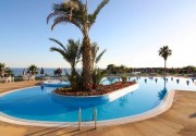 CORALLIA BEACH APTS