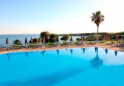 CORALLIA BEACH APTS