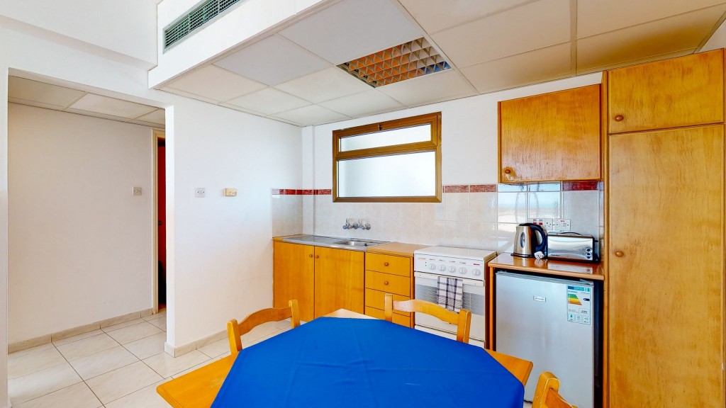 CORALLIA BEACH APTS
