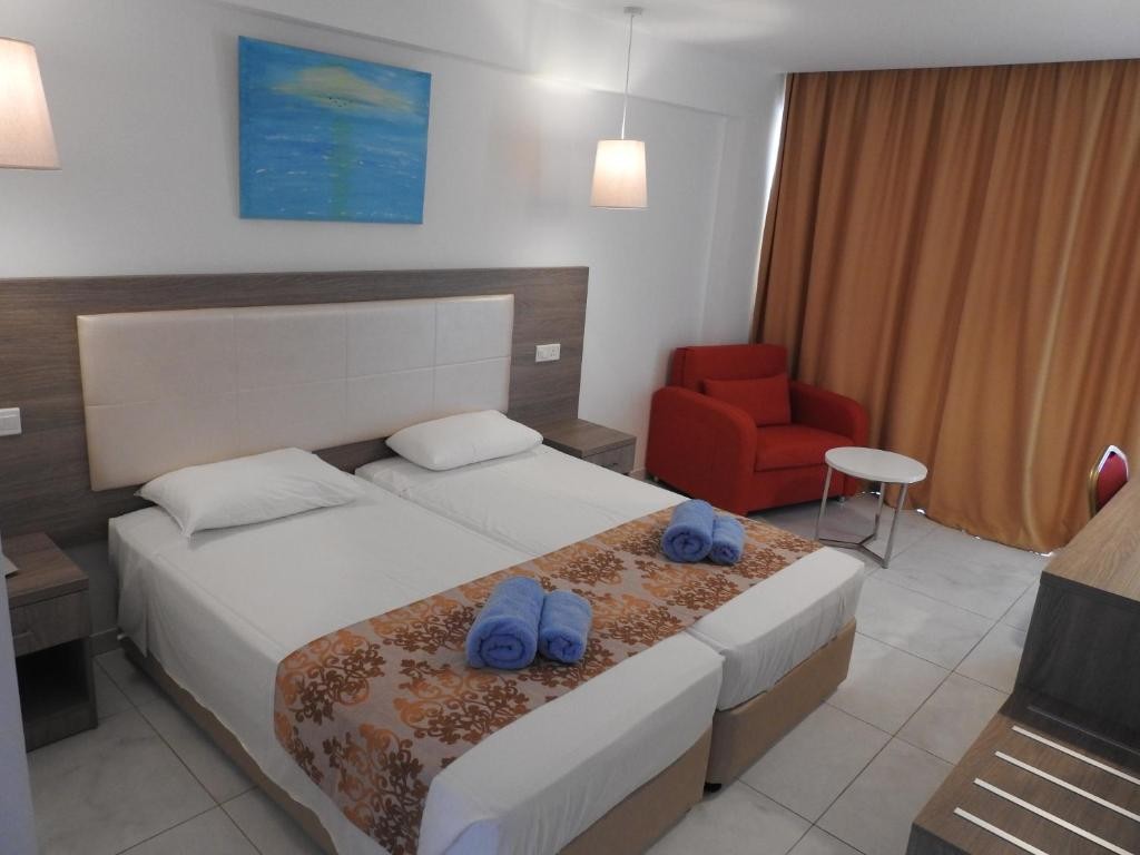 CORFU HOTEL
