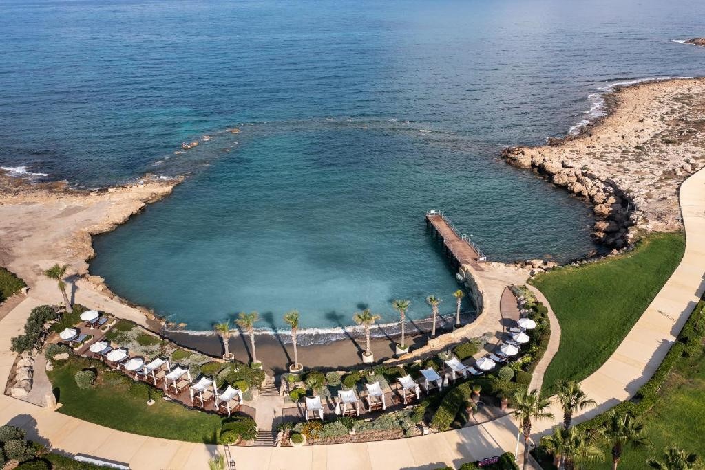 ELYSIUM BEACH RESORT