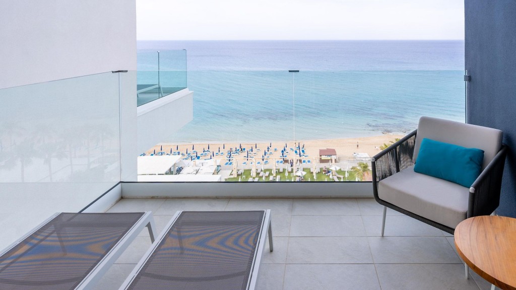 FLAMINGO PARADISE BEACH HOTEL (ADULTS ONLY 16+)