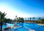 FOUR SEASONS HOTEL