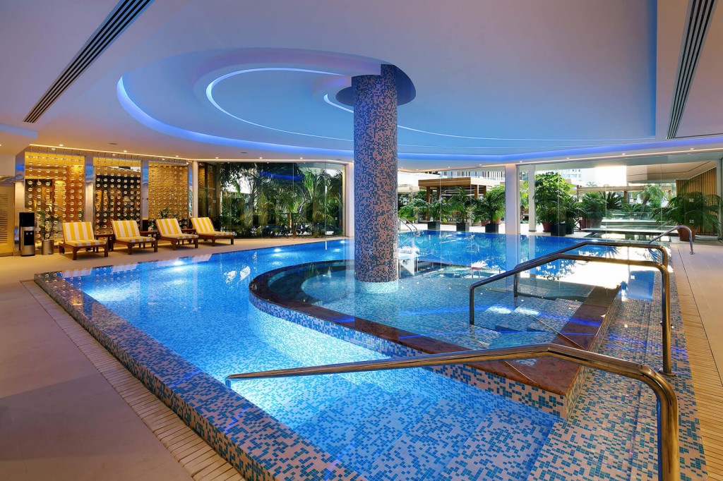 FOUR SEASONS HOTEL