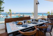 GOLDEN COAST BEACH HOTEL
