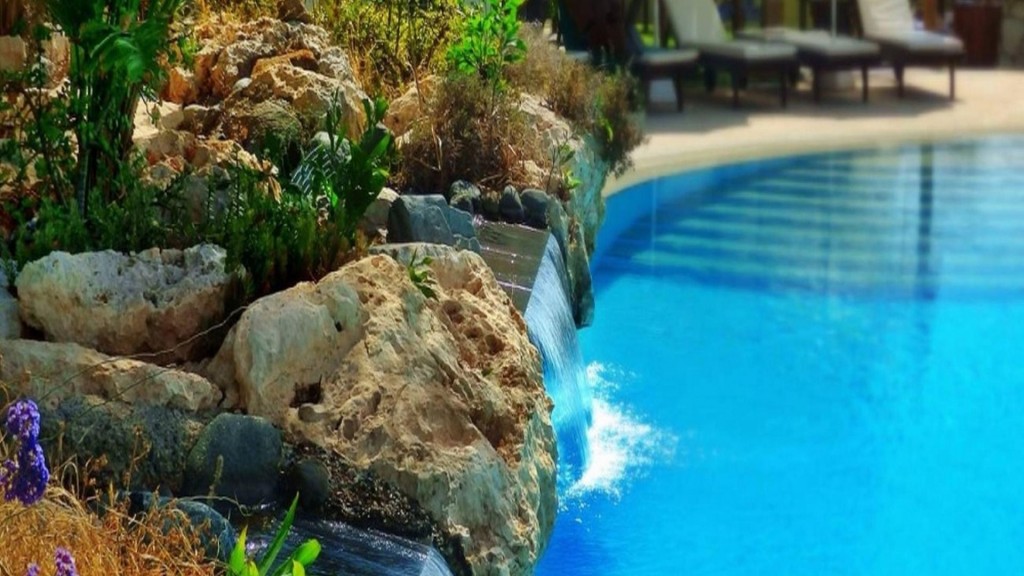 GRECIAN BAY HOTEL