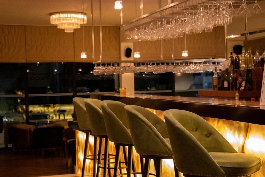 GRECIAN BAY HOTEL