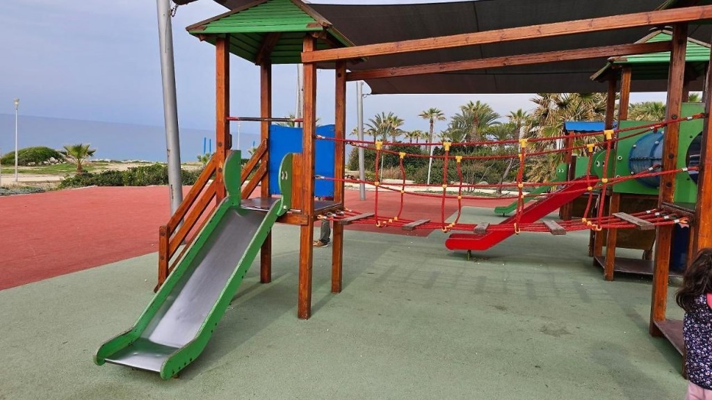 HELIOS BAY HOTEL APTS