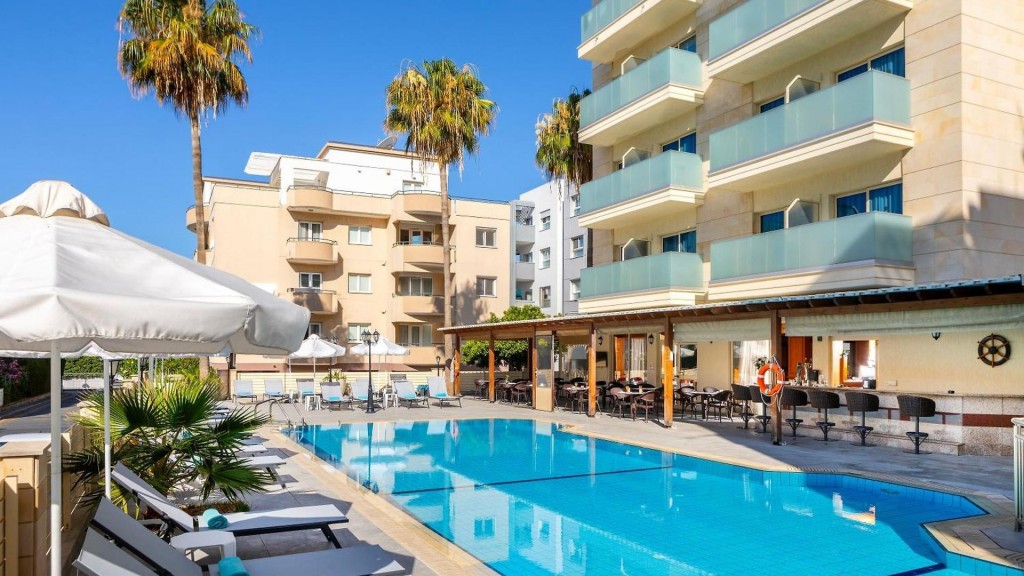 KAPETANIOS LIMASSOL