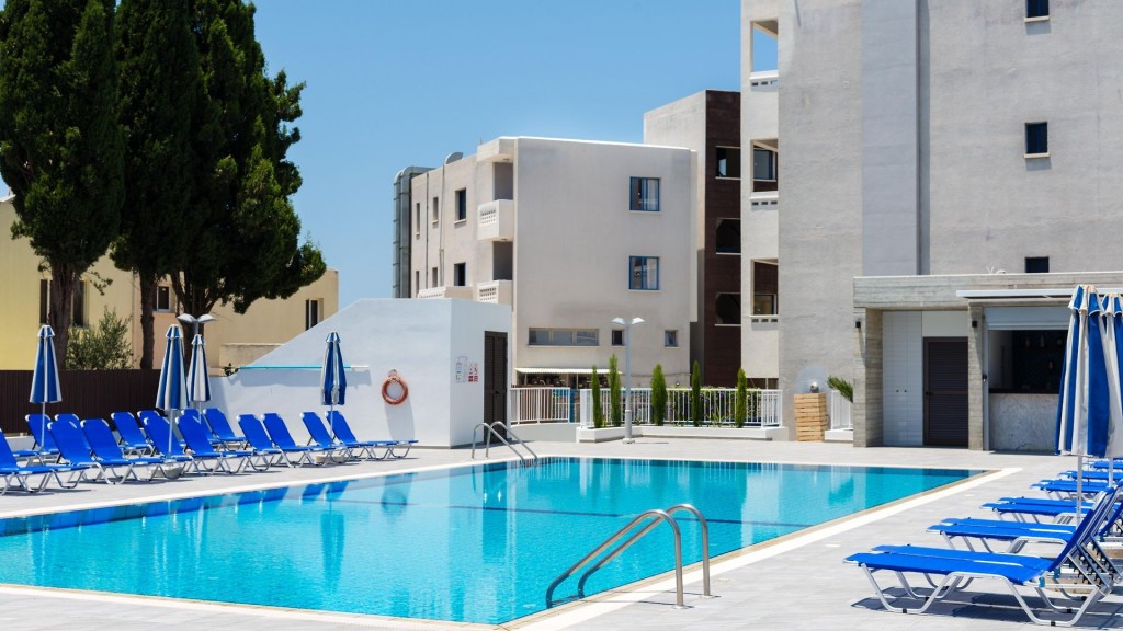KEFALOS DAMON HOTEL APARTMENTS