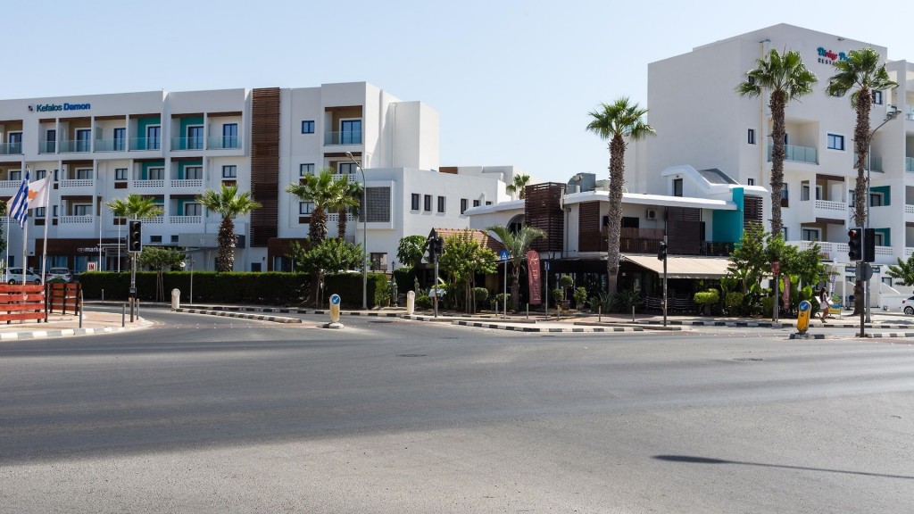 KEFALOS DAMON HOTEL APARTMENTS