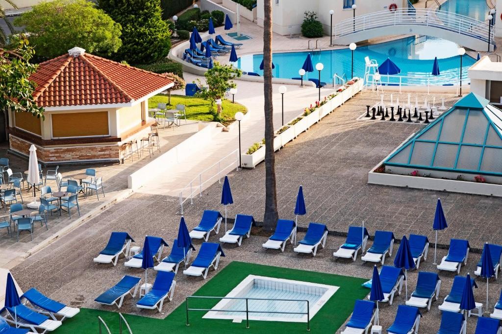 KISSOS HOTEL