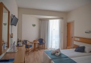 KISSOS HOTEL