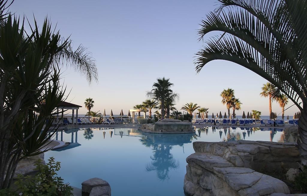 LEONARDO CYPRIA BAY HOTEL