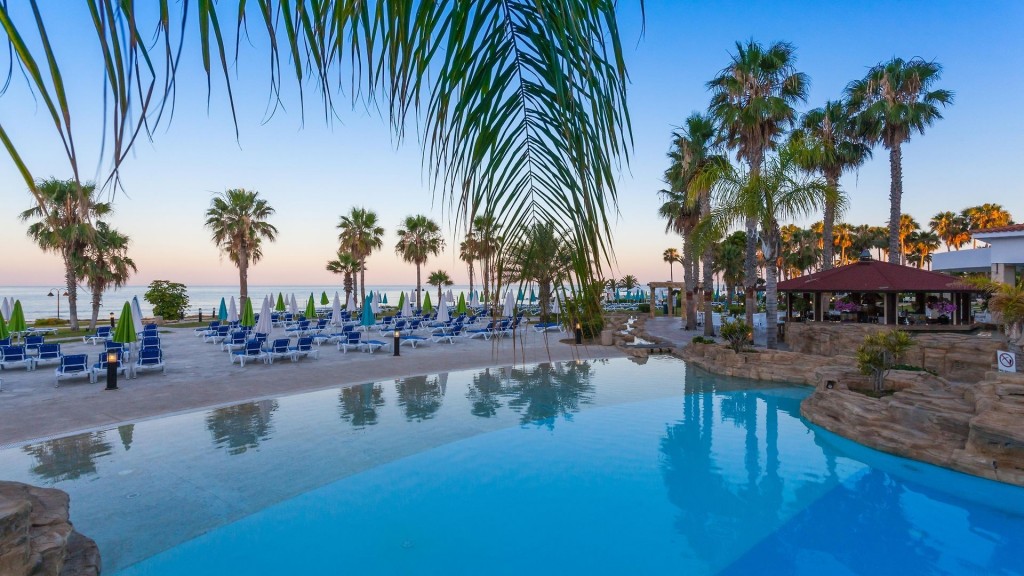 LEONARDO CYPRIA BAY HOTEL