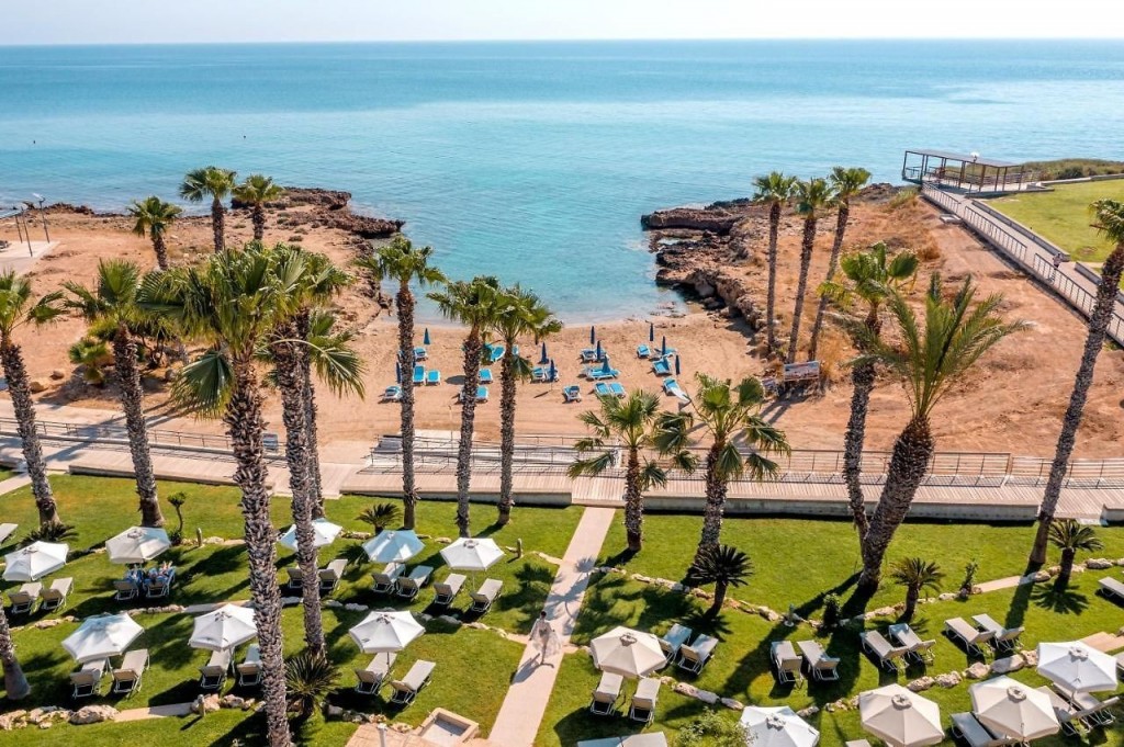 LOUIS ALTHEA BEACH