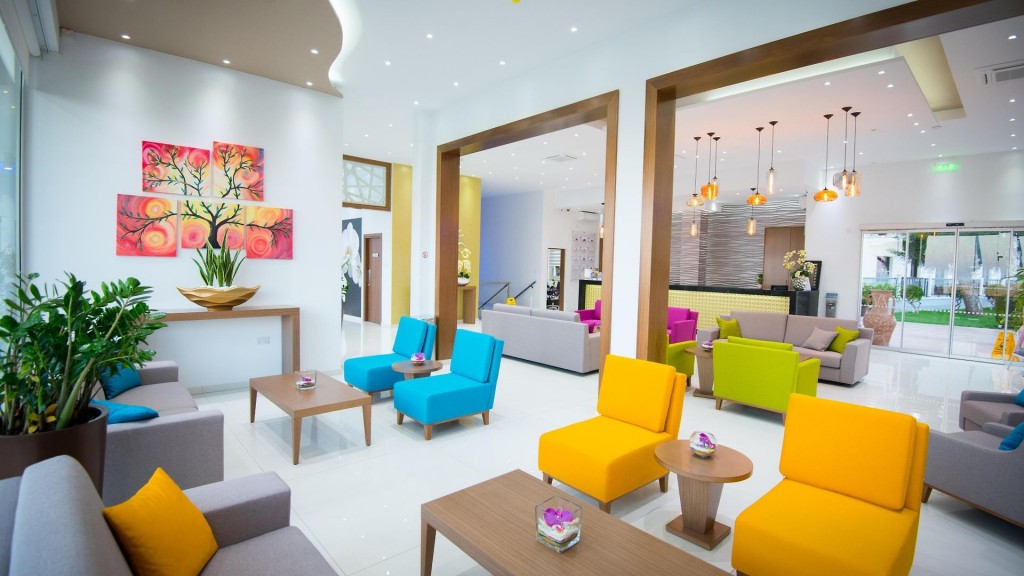 LOUTSIANA HOTEL APTS