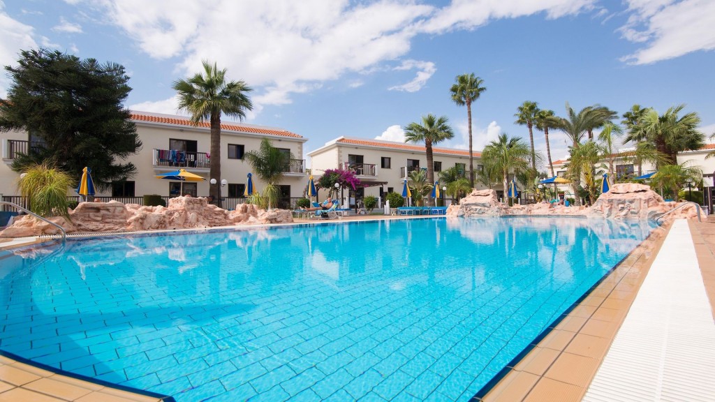 LOUTSIANA HOTEL APTS