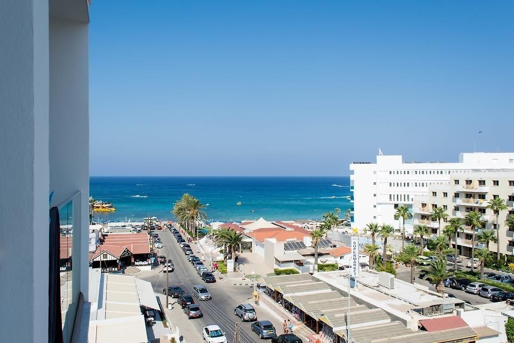 MANDALI HOTEL