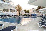 MANDALI HOTEL
