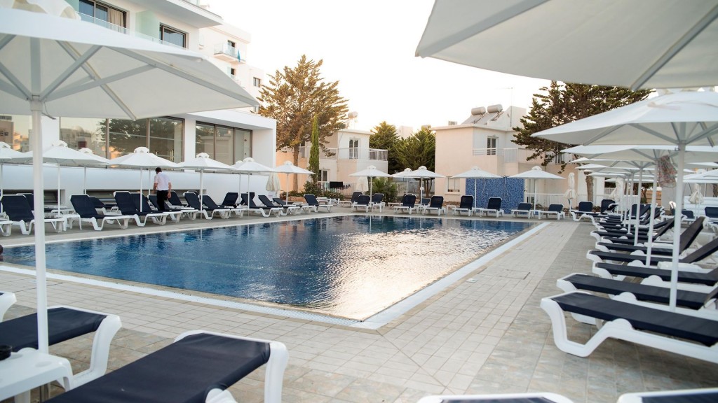 MANDALI HOTEL