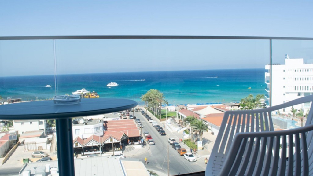 MANDALI HOTEL