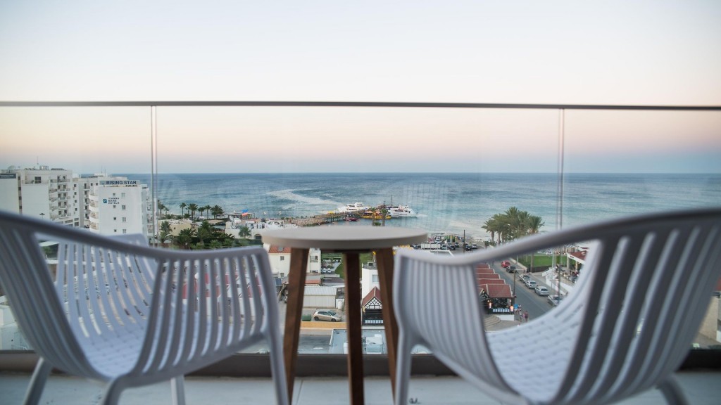 MANDALI HOTEL