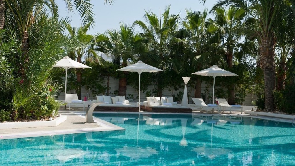 MARGADINA LOUNGE HOTEL