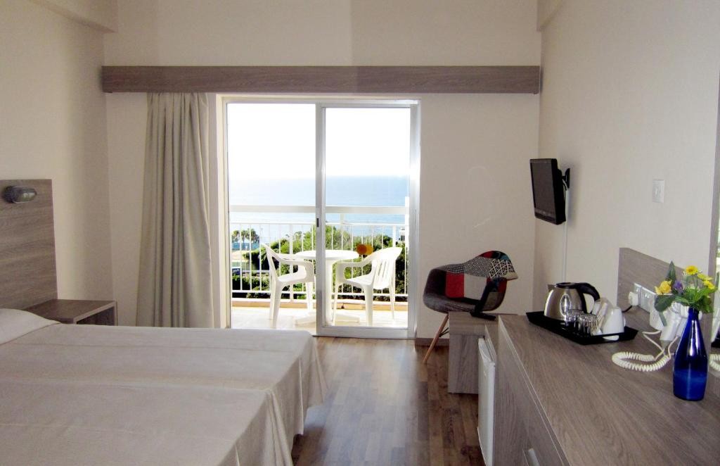 MARINA HOTEL
