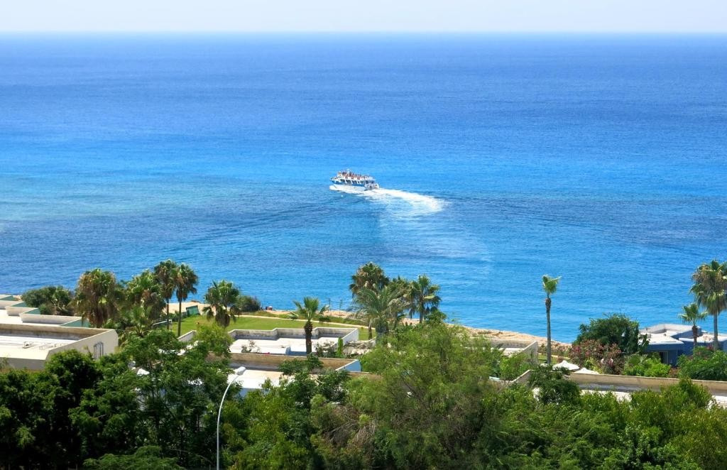 MARINA HOTEL